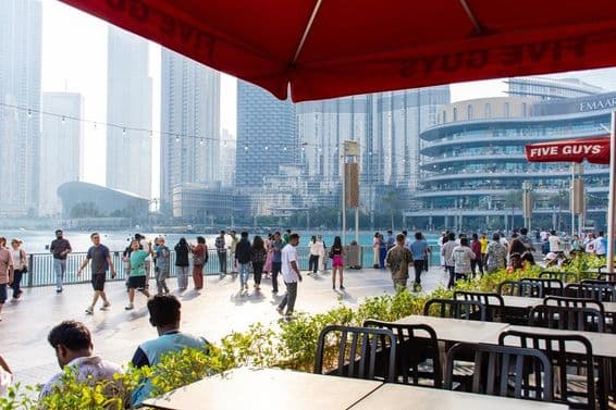 Five Guys Dubaï, vue depuis la terrasse.