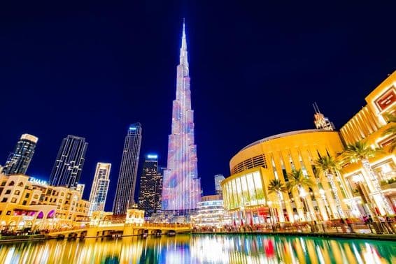 Burj Khalifa illuminé.