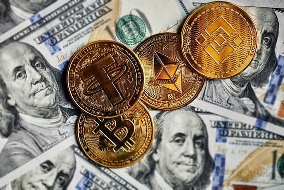 Stablecoins posés sur des dollars américains.