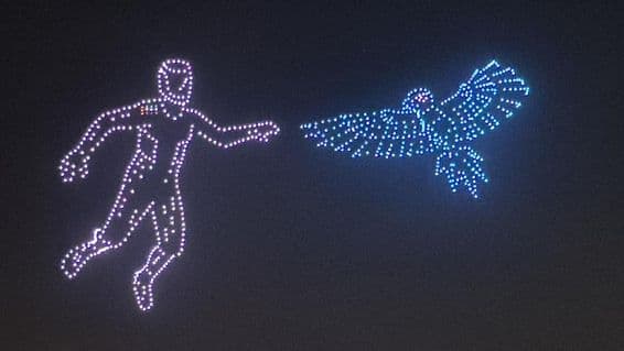 Spectacle de drones à Bluewaters Island, Dubaï, Émirats arabes unis.