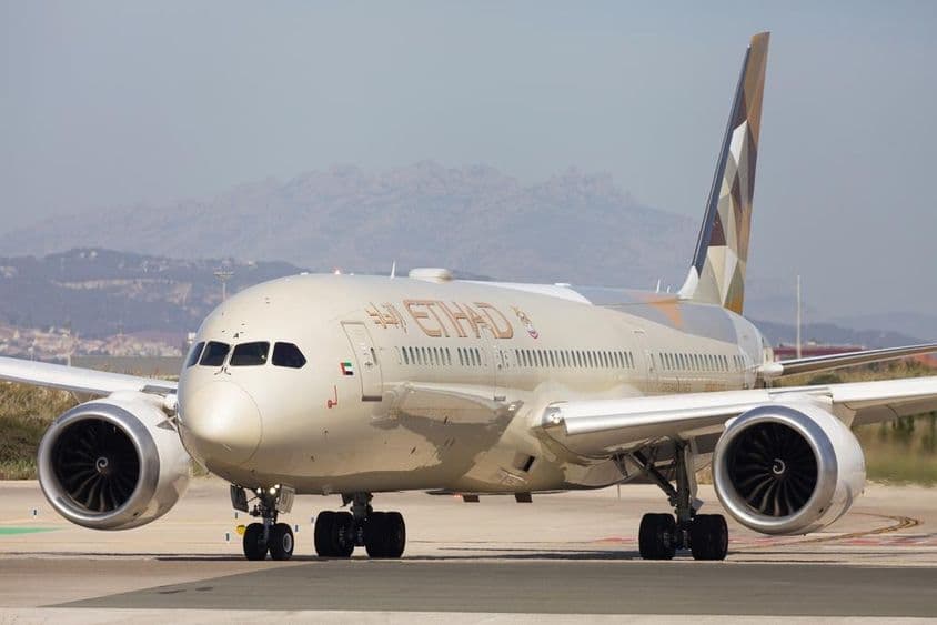 Etihad Airways Boeing 787-9 Dreamliner sur la piste de roulage.