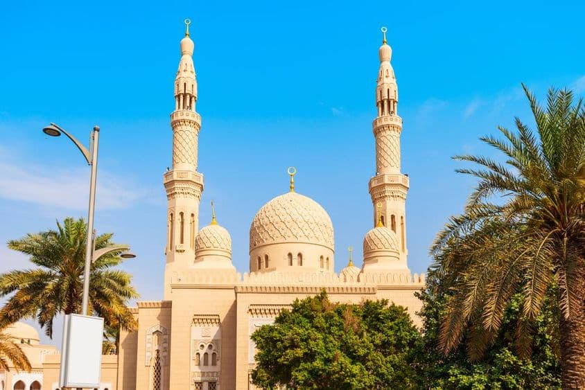 La mosquée de Jumeirah est l'une des principales mosquées de Dubaï, Émirats Arabes Unis.