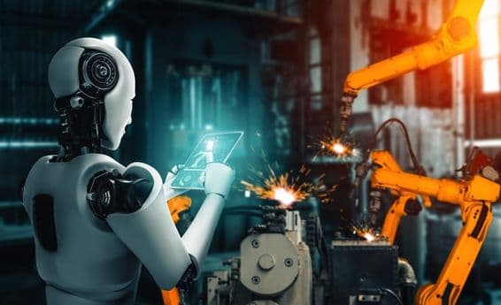 Intelligence artificielle supervisant des bras robotiques lors d'un processus d'assemblage sur la chaîne de production.