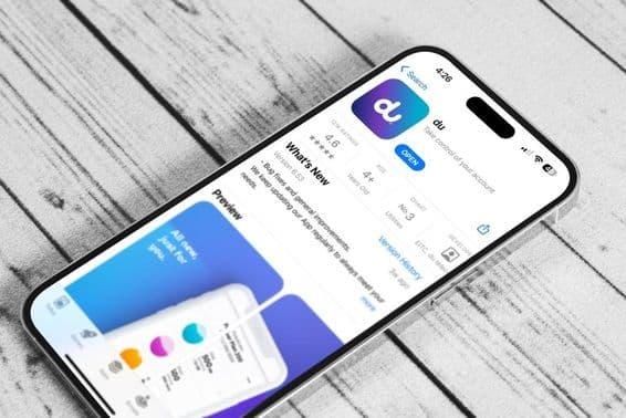 Application Du sur un Apple iPhone 14 dans l'app store.