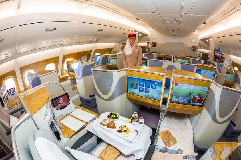 Cuisine à bord de la classe affaires de la compagnie Emirates.