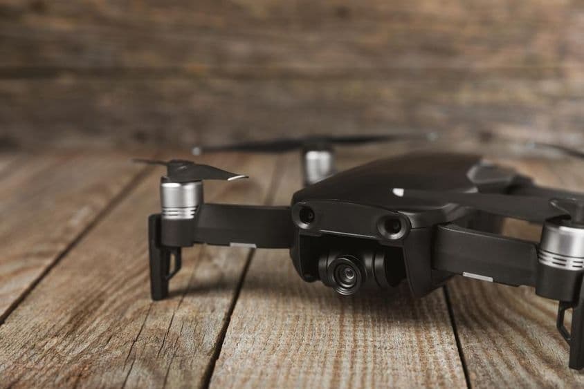 Drone quadrirotor avec contrôle radio.