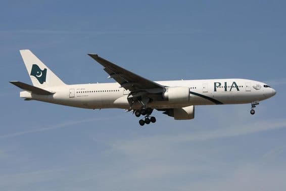 PIA Pakistan International Airlines Boeing 777-200 avec l'enregistrement AP-BGL.
