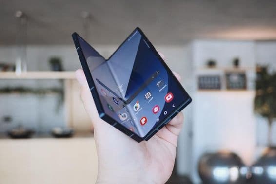 Smartphone pliable Samsung Galaxy Z Fold.