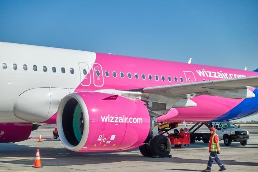 Avion A321 de Wizz Air à l'aéroport d'Erevan.