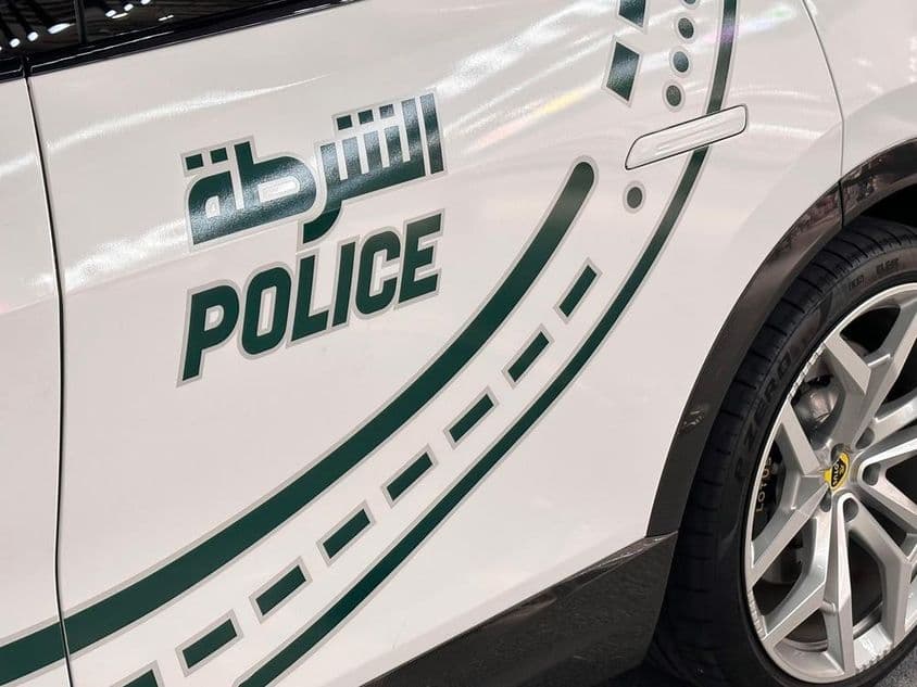 Voiture de police de Dubaï.