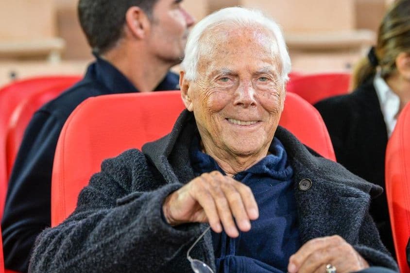 Giorgio Armani lors d'un match de basketball EuroLeague.