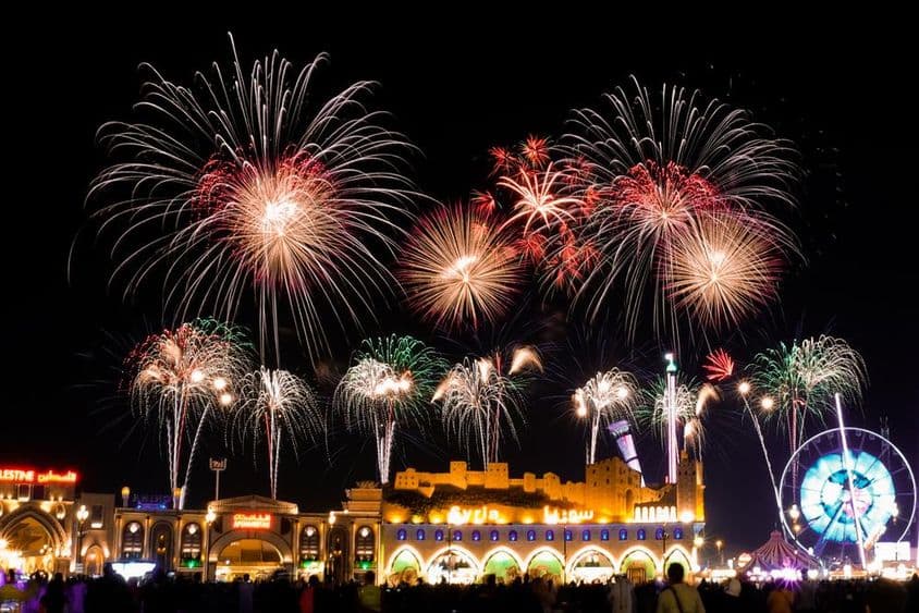 Une soirée typique au Village Global de Dubaï.