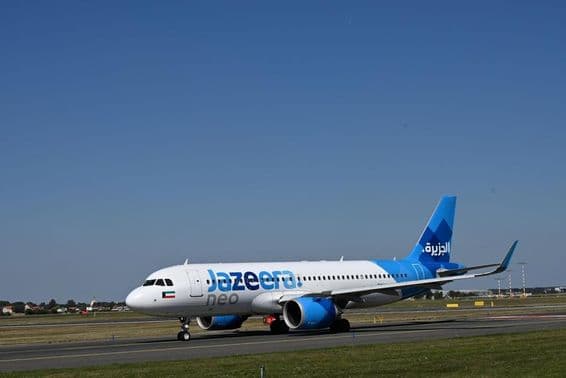 Avion de Jazeera Airways au sol.