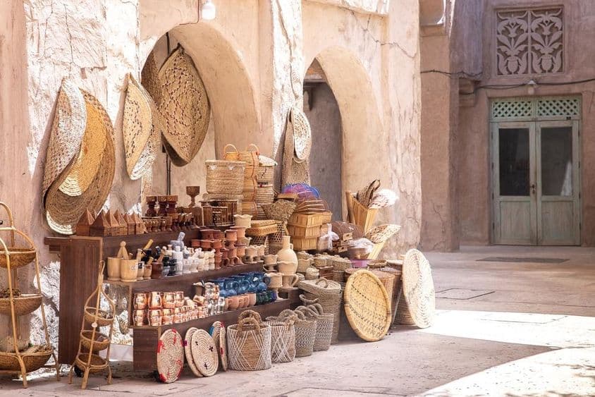 Le marché arabe du Souq Al Seef Patrimoine, Dubaï Deira.