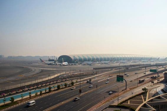 Vue de l'Aéroport International de Dubaï.