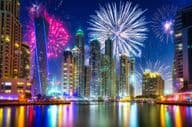 Feux d'artifice de Nouvel An à Dubaï, Émirats arabes unis.