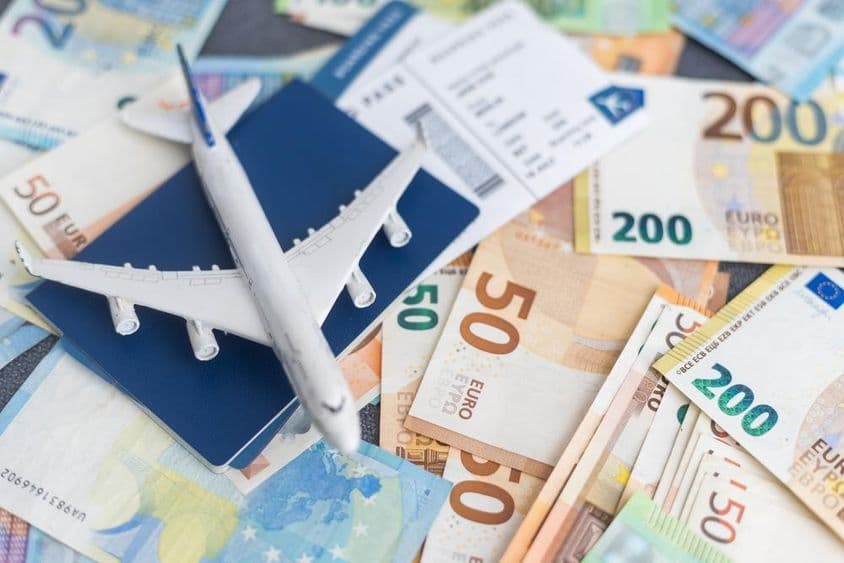 Prix des billets d'avion, billets en euros.