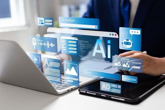 Homme utilisant un ordinateur portable pour accéder aux outils d'intelligence artificielle.