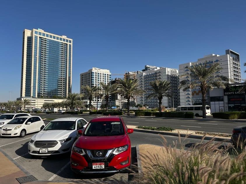 Bâtiments dans le Complexe Résidentiel de Dubailand, une nouvelle zone résidentielle.