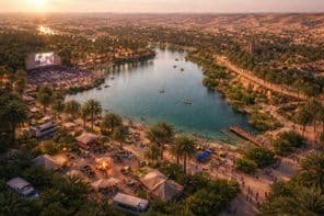 Panorama de l'oasis désertique d'Al Layan.