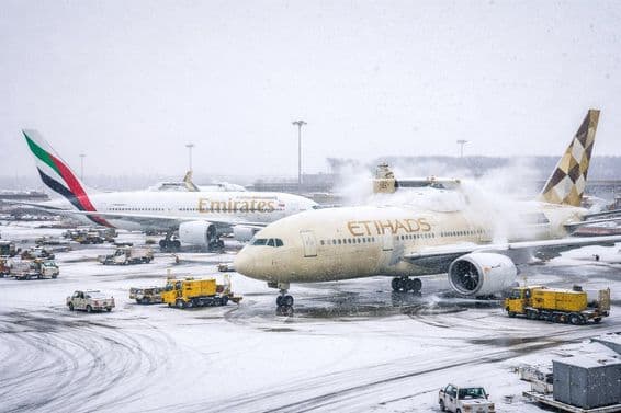 Tempête hivernale chaos aérien