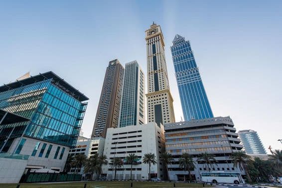 La tour du Big Ben aux Émirats arabes unis.