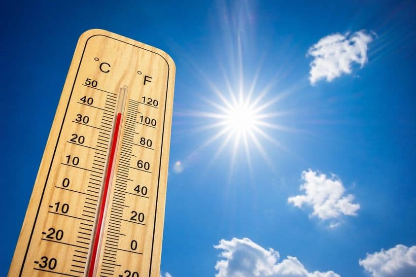 Chaleur extrême avec thermomètre