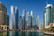 Paysage urbain chaud de Dubaï