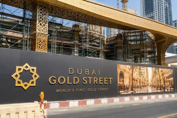 La Gold Street de Dubaï est en construction