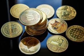 Cryptomonnaie Solana en or