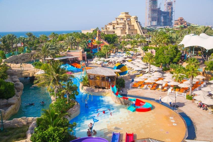 Vue du parc aquatique Aquaventure et de la tour Neptune