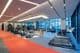 Une salle de sport et des équipements de fitness