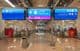 panneau de départ à l'aéroport international de Dubaï